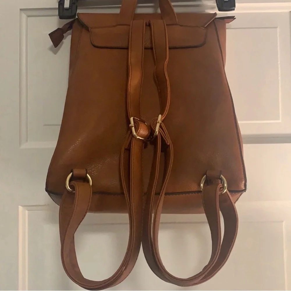 LIKE NEW GUSSACI Backpack/Handbag Vegan leather NO FLAWS